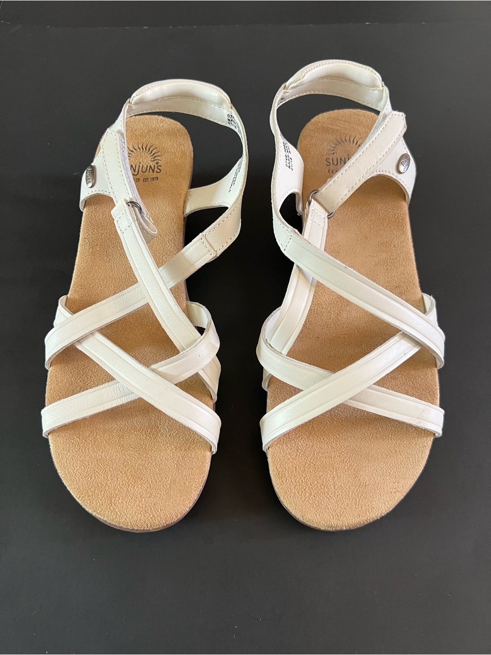G.H. Bass & Co Sunjuns White Leather 9 Wide Strappy Sandals Shoes